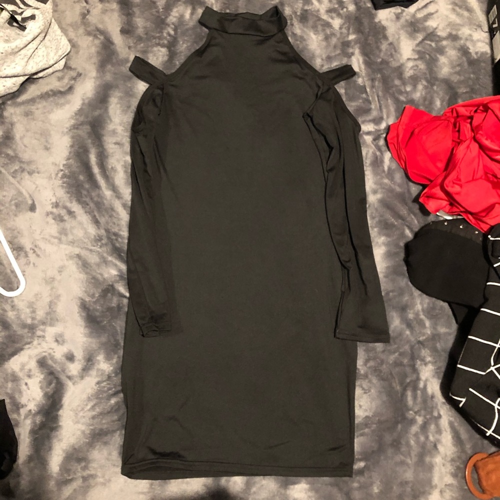 Black Bodycon dress